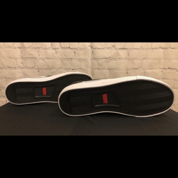 NIB Levi's Lance black & white canvas sneakers - Size 8 - Picture 9 of 10